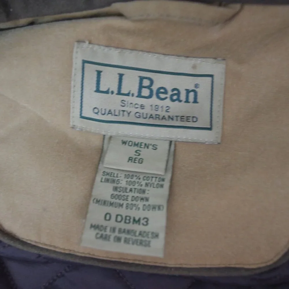 LL Bean Ladies' Treated Quilted Cotton Down Vest Small - Picture 2 of 12